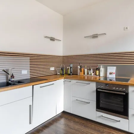 Grosse 4-zimmer Mit Burgblick, Kinder Wilkommen Nuremberg